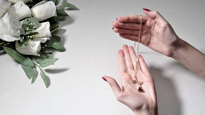 Necklaces for Women, Gold Necklace for Women Rose Necklace with Pendant, Aesthetic Necklace, Preppy Jewelry, Trendy Jewelry, Cute Necklaces for Teens and All Women Necklace