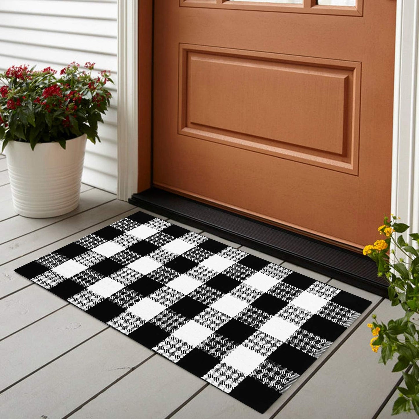 Cotton Buffalo Plaid Checkered Rug 24'' X 35'',  Farmhouse Black/White Woven Outdoor Rugs Runner, Washable Layered Door Mats for Porch/Kitchen